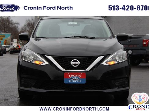 Used 2017 Nissan Sentra SV image 2