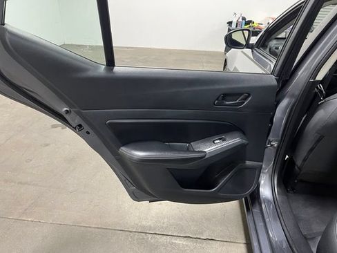 Used 2024 Nissan Altima 2.5 SV FWD image 19