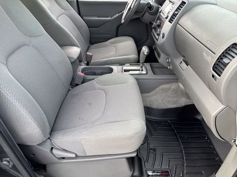 Used 2015 Nissan Frontier SV w/ SV Value Truck Package image 23