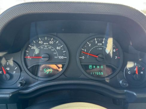 Used 2007 Jeep Wrangler Unlimited X image 23