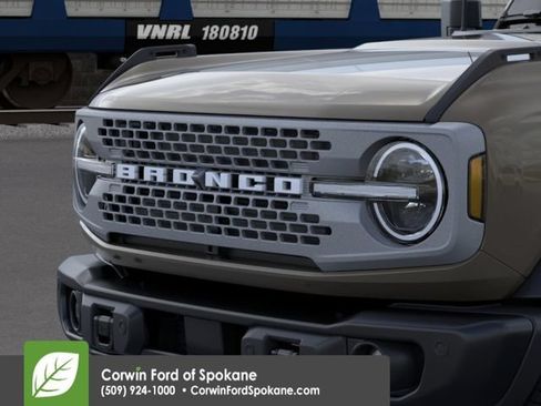 New 2026 Ford Bronco Badlands AWD/4WD image 19