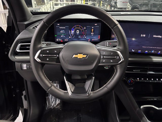 Used 2026 Chevrolet Traverse LT w/ Driver Confidence Package AWD/4WD image 29