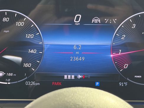 Used 2024 Mercedes-Benz GLE 350 4MATIC w/ Driver Assistance Package image 24