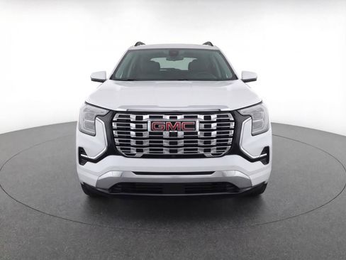 Used 2026 GMC Terrain Denali image 8