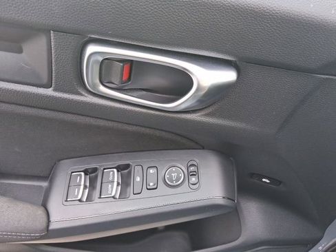 Used 2023 Honda Civic Sport image 16