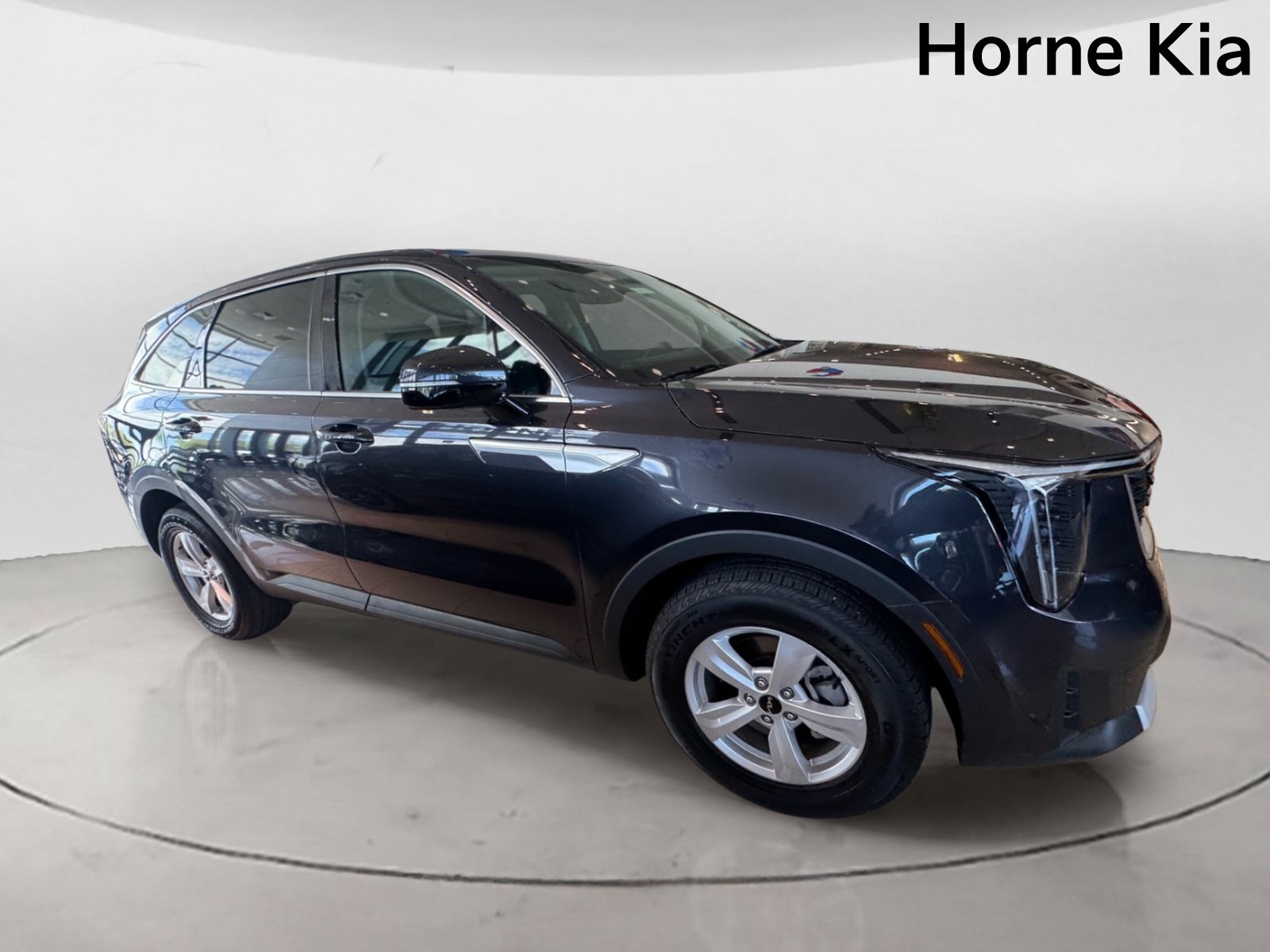 New 2026 Kia Sorento LX FWD image 3