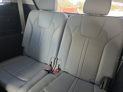 Certified 2023 Kia Sorento SX image 23