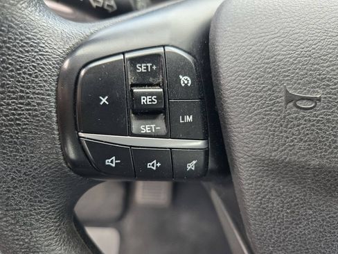 Used 2023 Ford Transit 350 XLT RWD image 22