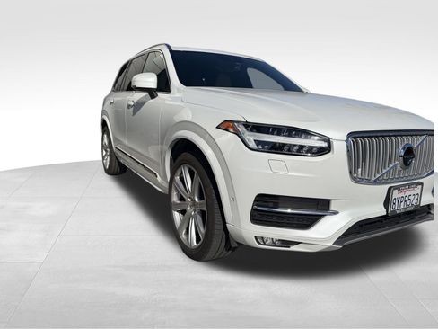 Used 2017 Volvo XC90 T6 Inscription w/ Luxury Package AWD/4WD image 3