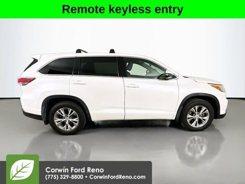 Used 2015 Toyota Highlander Plus image 8