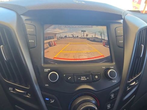 Used 2017 Hyundai Veloster Turbo R-Spec FWD image 27