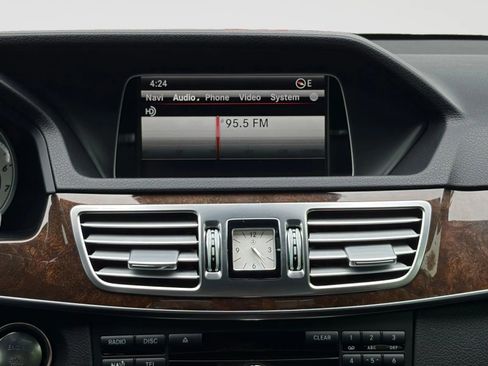 Used 2015 Mercedes-Benz E 350 4MATIC Sedan w/ Premium 1 Package image 23