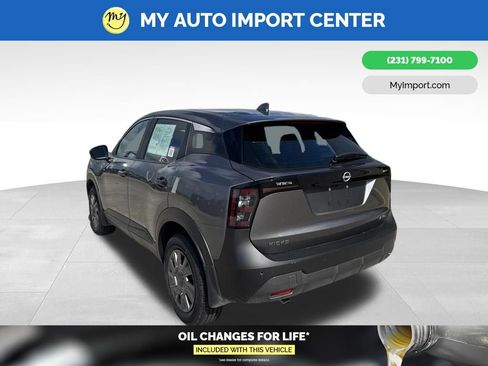 Used 2025 Nissan Kicks S AWD/4WD image 5