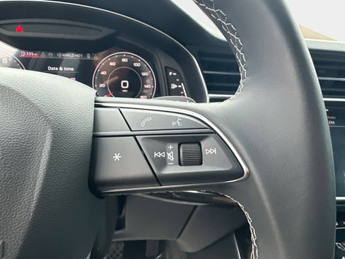 Used 2025 Audi Q7 2.0T Premium image 26