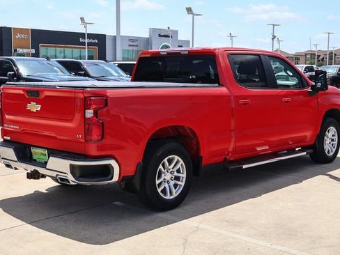 Used 2021 Chevrolet Silverado 1500 LT w/ Z71 Off-Road Package AWD/4WD image 6