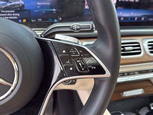 Used 2024 Mercedes-Benz GLE 450 4MATIC image 18