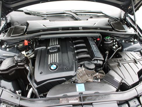 Used 2009 BMW 328i Wagon image 31