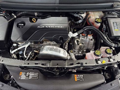 Used 2017 Chevrolet Volt Premier w/ Driver Confidence II Package FWD image 39