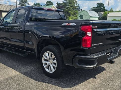 Used 2023 Chevrolet Silverado 1500 Custom AWD/4WD image 6