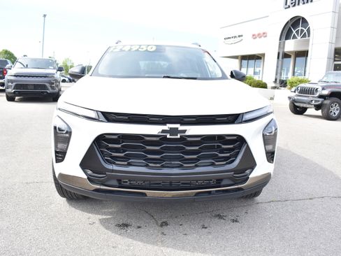 Used 2025 Chevrolet Trax ACTIV w/ Driver Confidence Package image 4