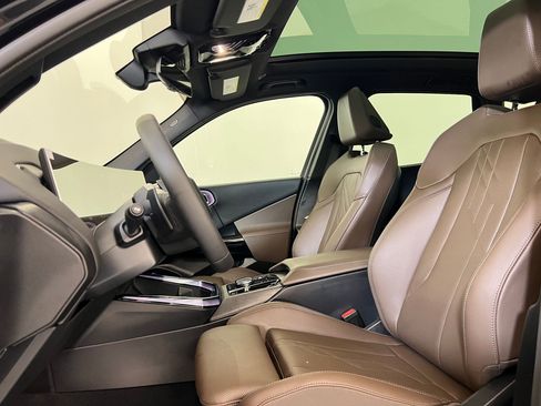 Used 2026 BMW X3 xDrive30 w/ Premium Package image 5