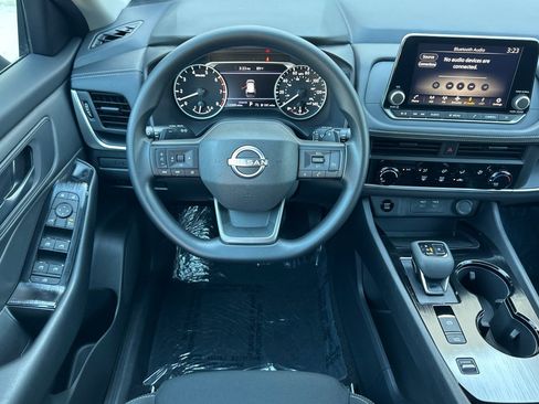 Certified 2025 Nissan Rogue S image 16