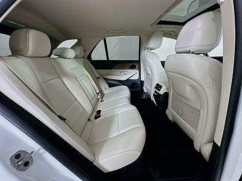 Certified 2025 Mercedes-Benz GLE 350 4MATIC image 29