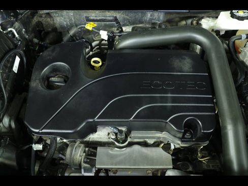 Used 2023 Chevrolet Equinox LT image 18