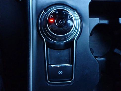 Used 2023 Ford Edge SE w/ Black Appearance Package image 20