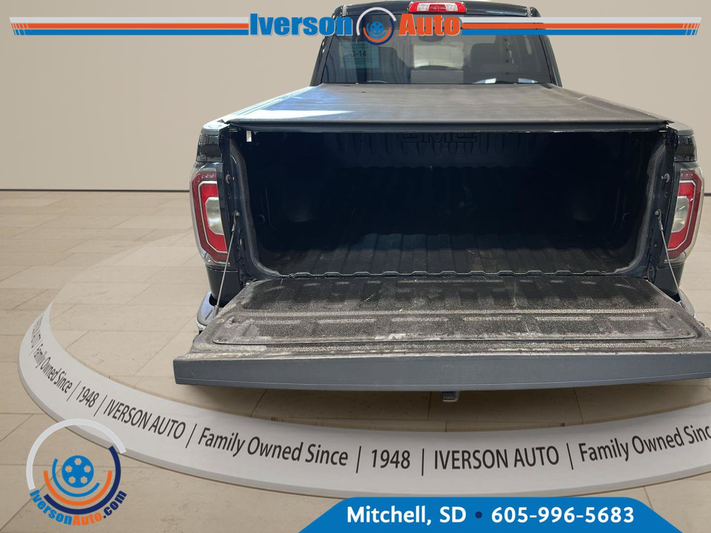 Used 2018 GMC Sierra 1500 SLT AWD/4WD image 26