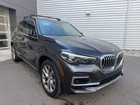 Used 2023 BMW X5 xDrive40i w/ Premium Package AWD/4WD image 3
