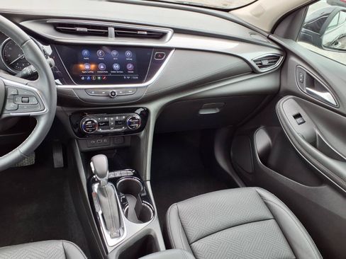 Used 2020 Buick Encore GX Essence FWD image 4