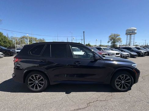 Used 2021 BMW X5 xDrive40i w/ M Sport Package AWD/4WD image 4