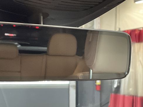 Used 2024 Mercedes-Benz GLE 450 4MATIC image 27