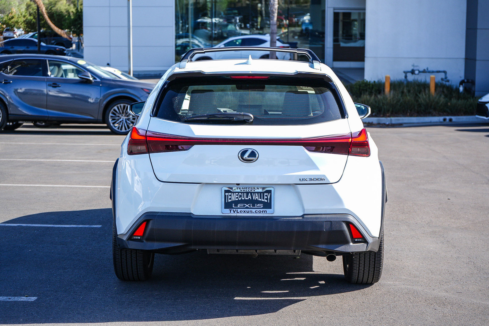 Certified 2026 Lexus UX 300h FWD image 8