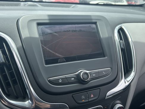Certified 2024 Chevrolet Equinox LS w/ LS Convenience Package FWD image 31