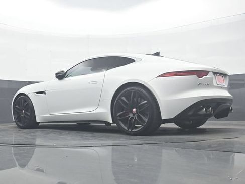 Used 2015 Jaguar F-TYPE R RWD image 29