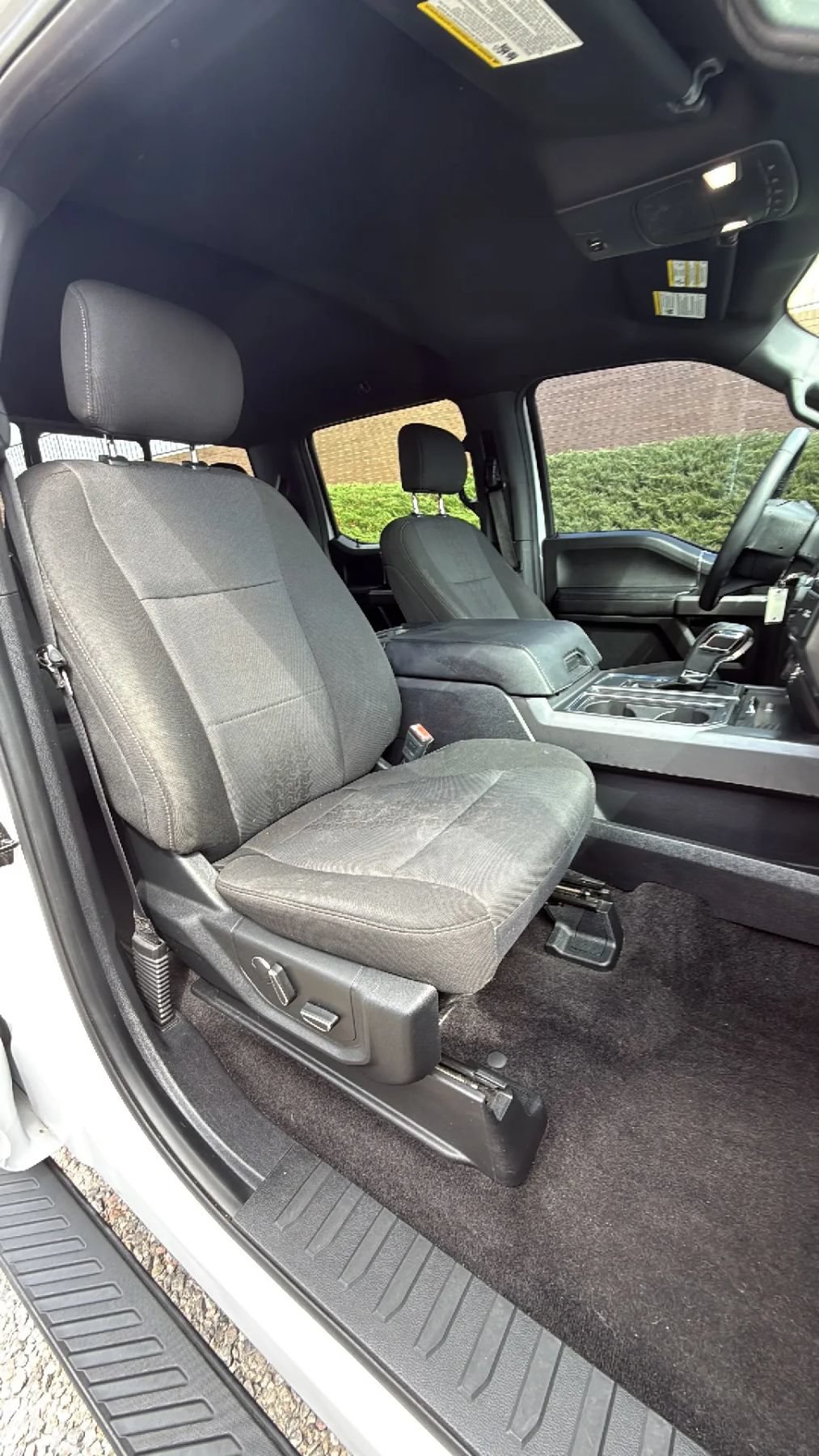 Used 2018 Ford F150 XLT w/ Equipment Group 302A Luxury AWD/4WD image 26
