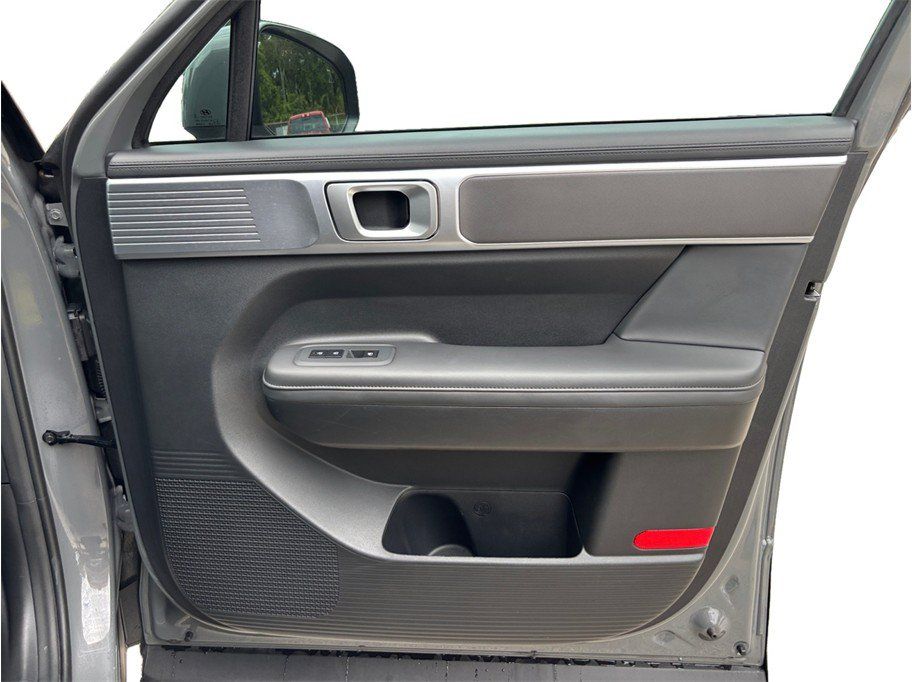 Used 2025 Hyundai Santa Fe SEL FWD image 41