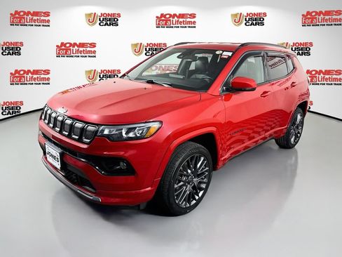 Used 2022 Jeep Compass Limited AWD/4WD image 12
