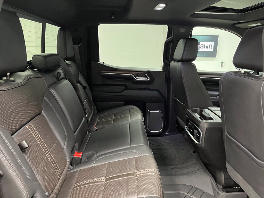 Used 2024 Chevrolet Silverado 1500 High Country w/ High Country Premium Package AWD/4WD image 54