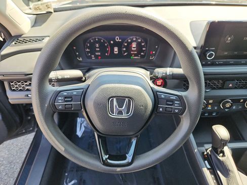 Certified 2023 Honda Accord LX image 19