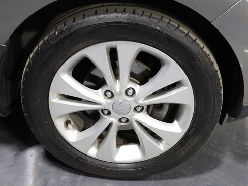 Used 2016 Kia Soul + FWD image 31