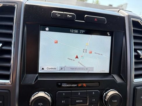 Used 2016 Ford F150 XLT w/ Equipment Group 302A Luxury AWD/4WD image 22