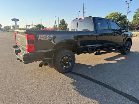 Used 2023 Ford F250 Lariat w/ Lariat Ultimate Package AWD/4WD image 11
