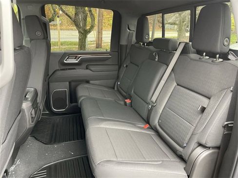 New 2026 Chevrolet Silverado 3500 LT image 19