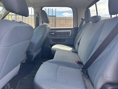 Used 2020 RAM 1500 Classic SLT RWD image 9