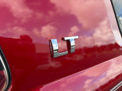 Used 2015 Chevrolet Tahoe LT RWD image 6