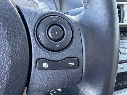 Used 2015 Lexus IS 250 w/ Navigation System Package RWD image 8