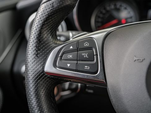 Used 2019 Mercedes-Benz GLC 43 AMG 4MATIC image 17